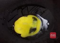 剁椒炒米粉的做法图解2