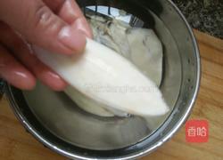 墨鱼排骨汤的做法图解2