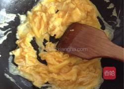 虾仁炒蛋的做法图解5