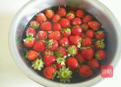 自制草莓罐头的做法图解2