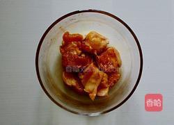 辣泡菜拌饭的做法图解2