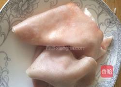 尖椒肉皮的做法图解1