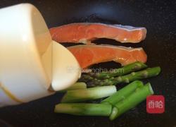 煎三文鱼的做法图解4