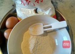 鸡蛋糯米饼的做法图解1