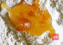 猪肉韭菜汤饺的做法图解2