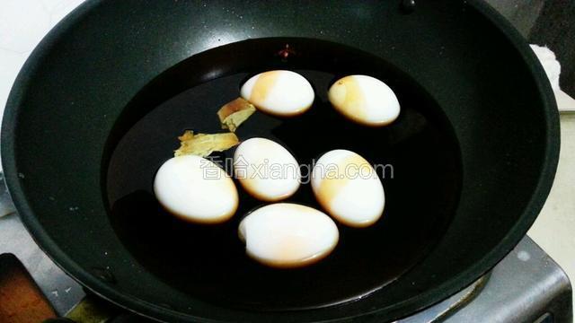 加入适量的水大火煮20分钟