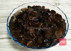 泡椒木耳的做法图解1
