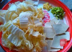 白菜炒木耳的做法图解2