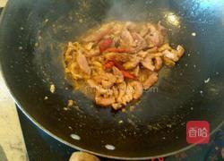 蒜苗炒肉的做法图解5