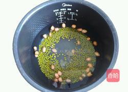 花生绿豆沙汤圆的做法图解3