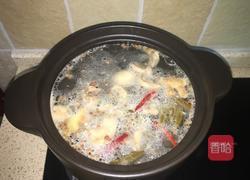 酸萝卜老鸭粉丝汤的做法图解3