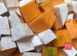 南瓜香芋糖水的做法图解1