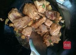 秘制蒜香排骨的做法图解3