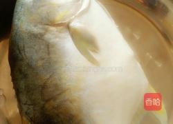 红烧金昌鱼的做法图解1