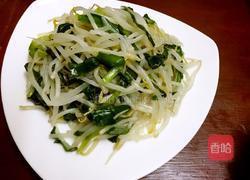 韭菜炒绿豆芽的做法图解9