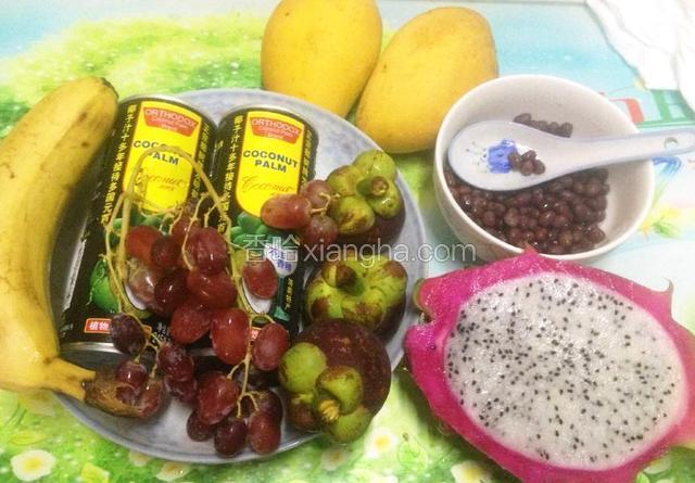 水果捞食材大齐合.