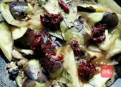 酱香肉末烧茄子的做法图解7