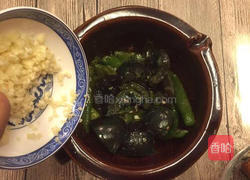 擂辣椒皮蛋的做法图解8