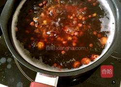 薏米红豆莲子粥的做法图解5