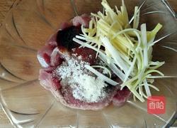 炸里脊肉的做法图解3