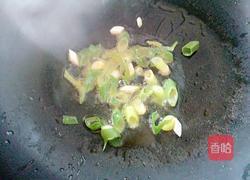 柳蒿芽土豆汤的做法图解3