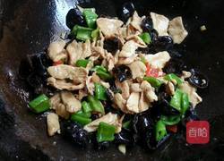 鸡肉炒木耳的做法图解7