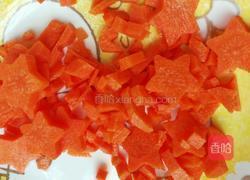 西兰花炒胡萝卜的做法图解2