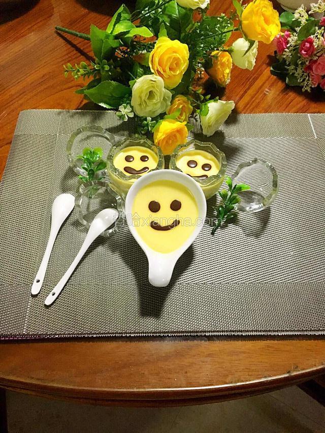 笑脸鸡蛋布丁