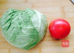 西红柿炒圆白菜的做法图解1