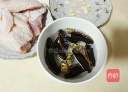 石斛灵芝炖鸡汤的做法图解2