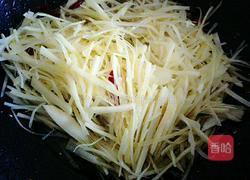 芹菜炒土豆丝的做法图解4