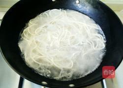 海鲜面的做法图解2