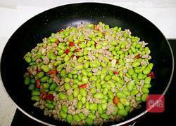 毛豆米炒肉末的做法图解7