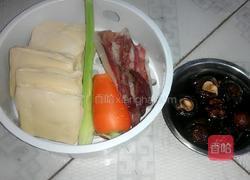 砂锅豆腐的做法图解1