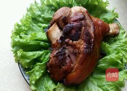 红焖肘子的做法图解10