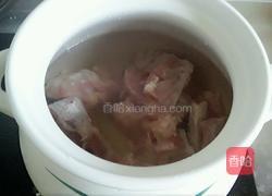 枸杞山药排骨汤的做法图解2