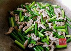 蒜苔炒肉丝的做法图解4