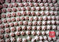 入口即化的美翻了的蛋白糖的做法图解4