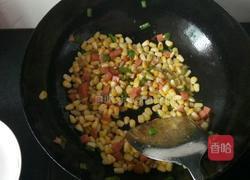 玉米炒肉丁的做法图解3