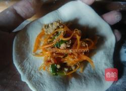 三色萝卜丝包子的做法图解6