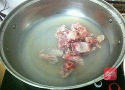 红枣山药排骨汤的做法图解3