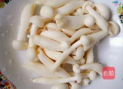 西芹木耳白玉菇的做法图解5