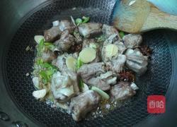 排骨炖豆角的做法图解4