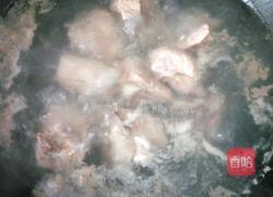 排骨炖玉米的做法图解3