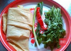 凉拌油豆皮的做法图解1