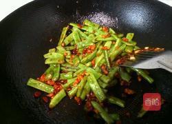 酱香肉末四季豆的做法图解6