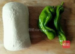 青椒炒素鸡的做法图解1