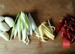 青椒炒素鸡的做法图解3