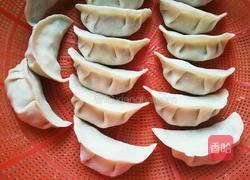 海米韭菜鸡蛋水饺的做法图解8