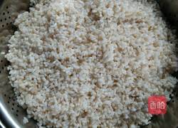 豌豆糯米饭的做法图解1